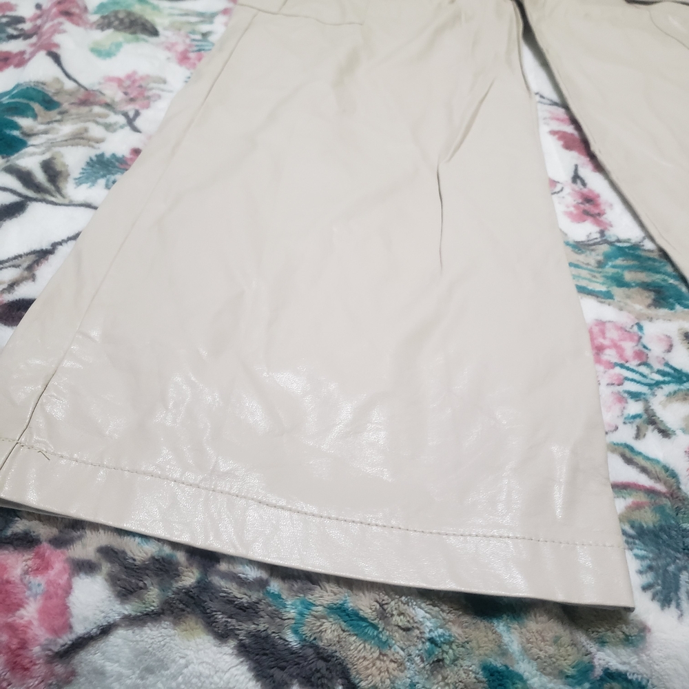 Entro Faux Leather Wide Leg Cargo Pants Beige Cream Size M - Picture 3 of 12